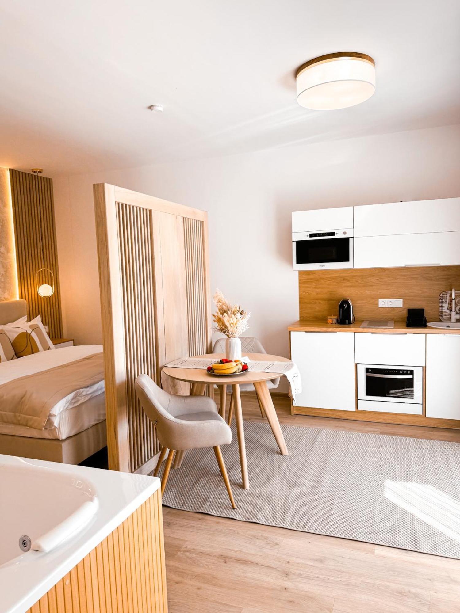 Twin Premium Apartman Tihany Exteriör bild