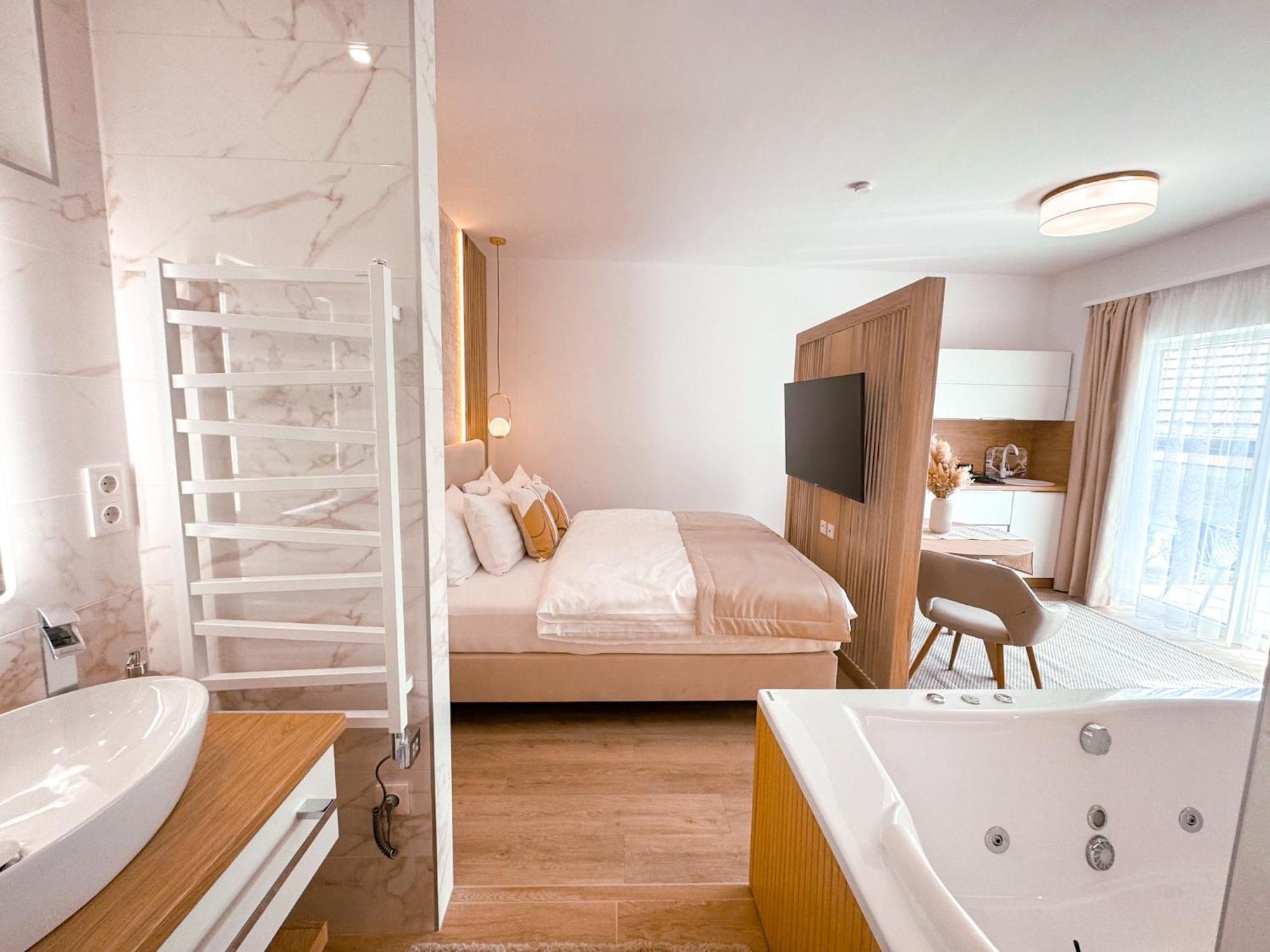 Twin Premium Apartman Tihany Exteriör bild