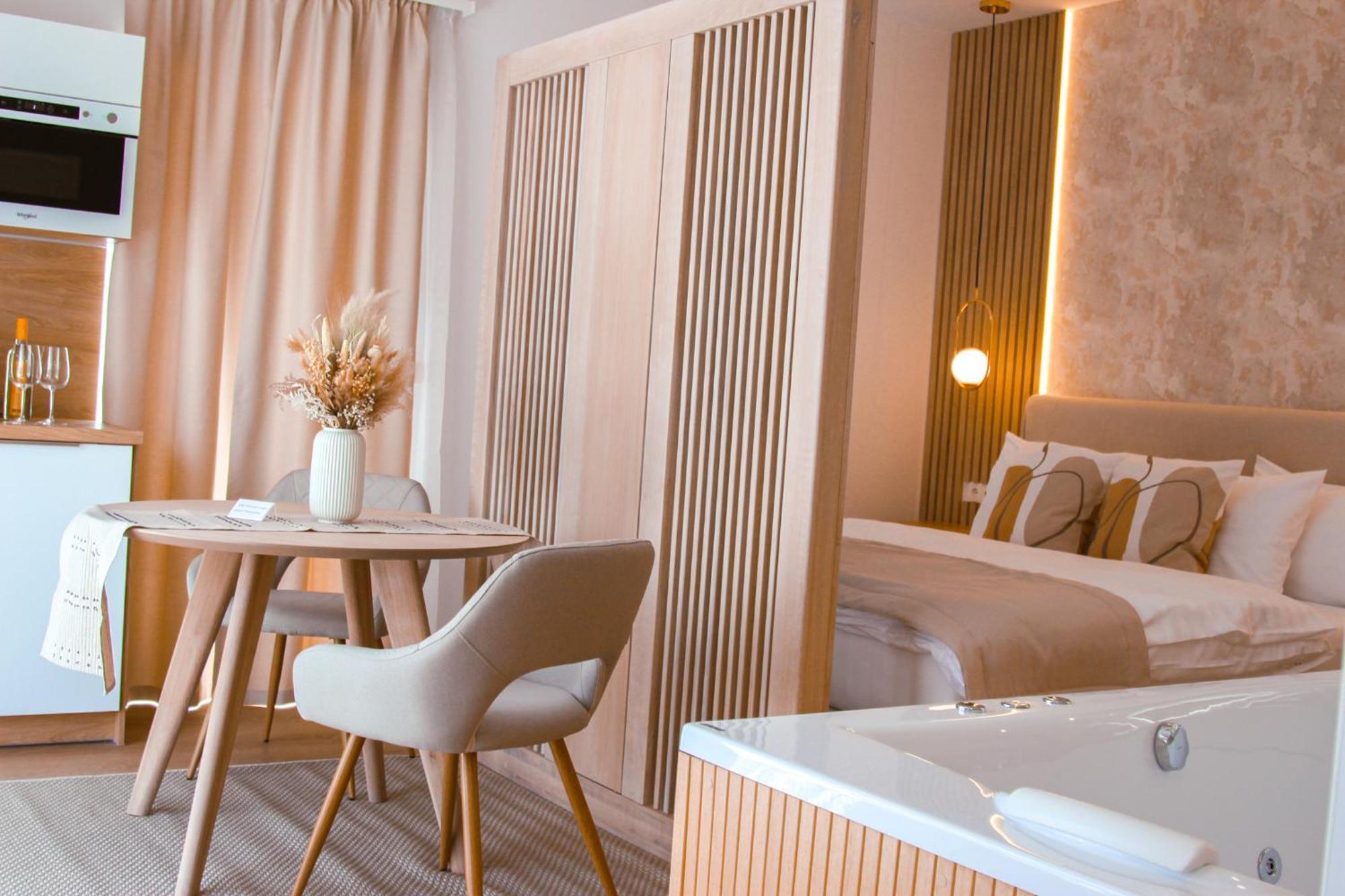 Twin Premium Apartman Tihany Exteriör bild